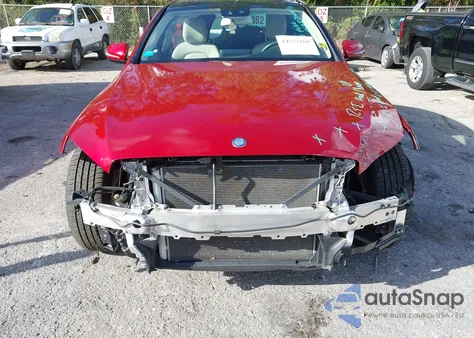 2017 Mercedes-Benz C 300 4Matic из США, поврежденный, VIN 55SWF4KB9HU209862